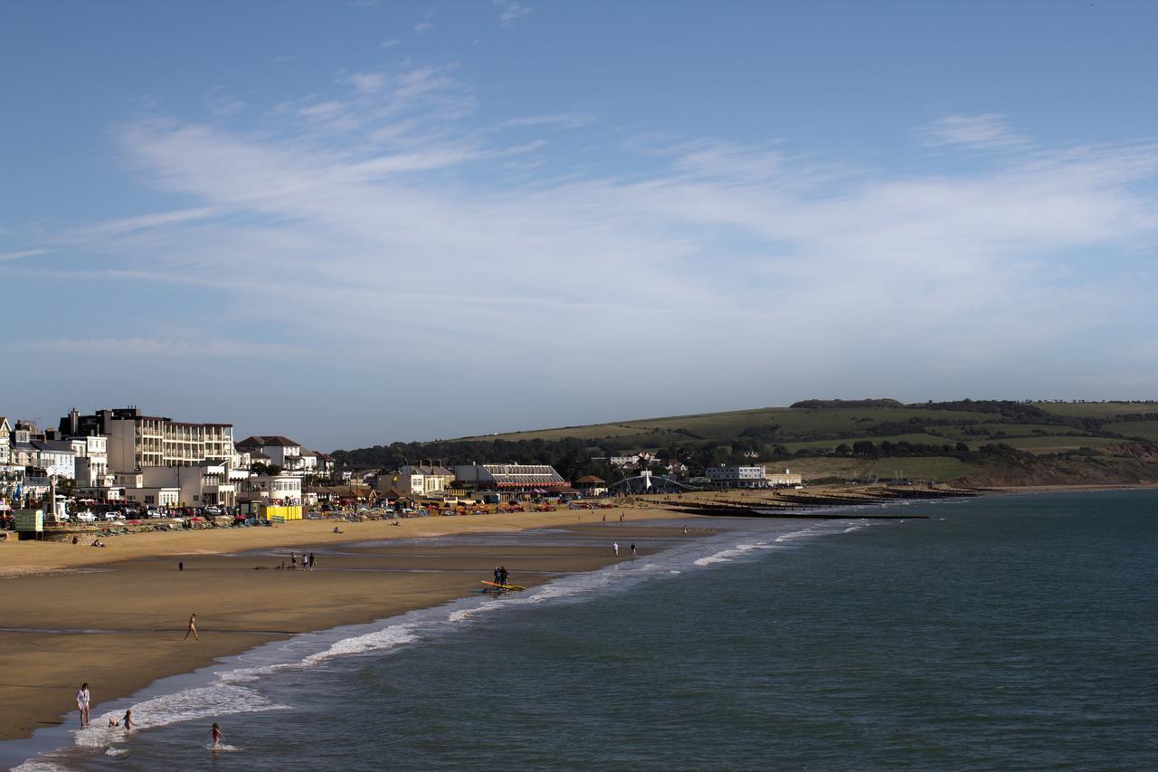 Bay View - Seafront, Sandown - Free Car Ferry For Bookings Of 3 Or More Nights, Subject To Availability Extérieur photo